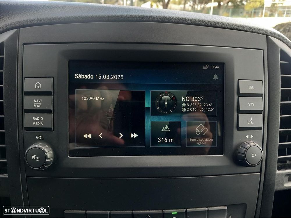 Mercedes-Benz Vito 116 CDI Furgão Standard - 11