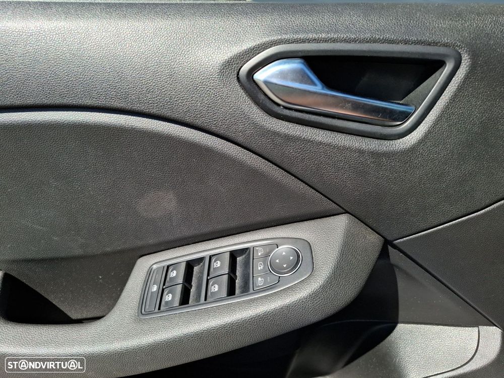 Renault Clio 1.0 TCe Evolution - 23