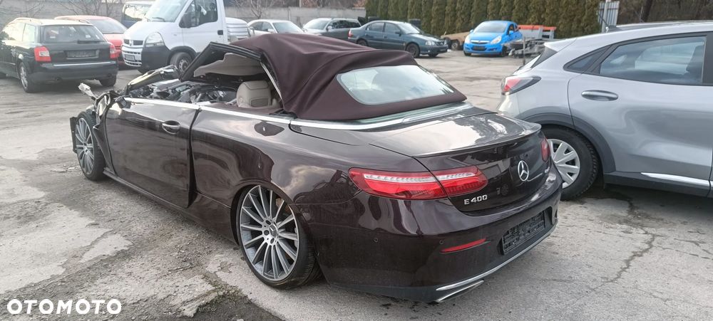 Mercedes-Benz Klasa E 400 4Matic 9G-TRONIC Avantgarde - 5