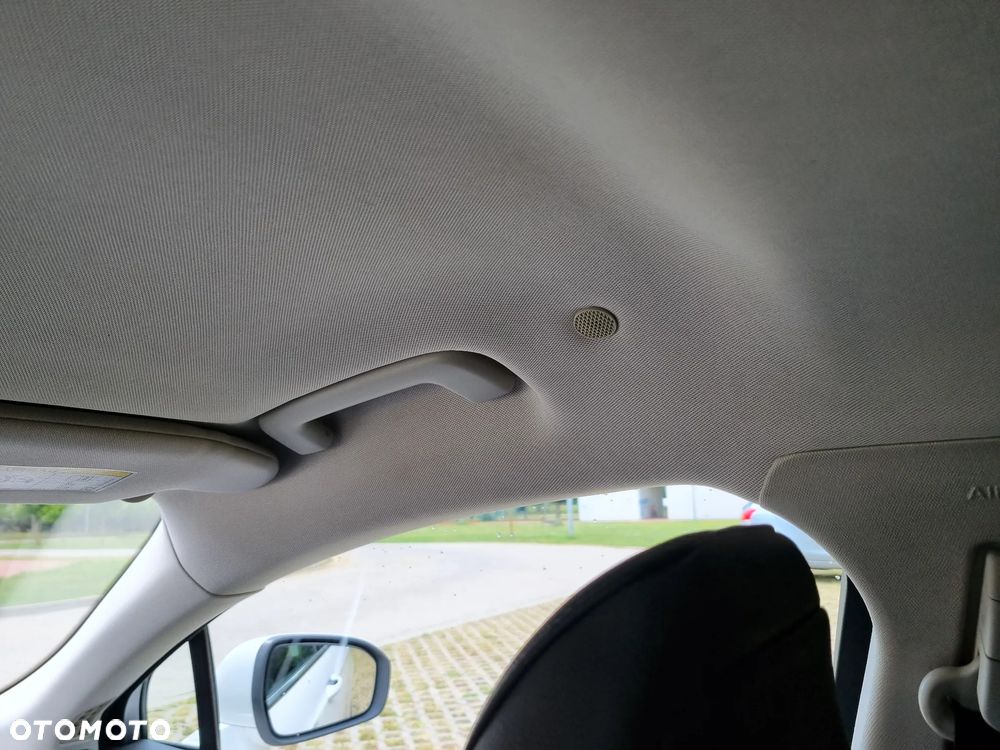 Ford Mondeo - 26
