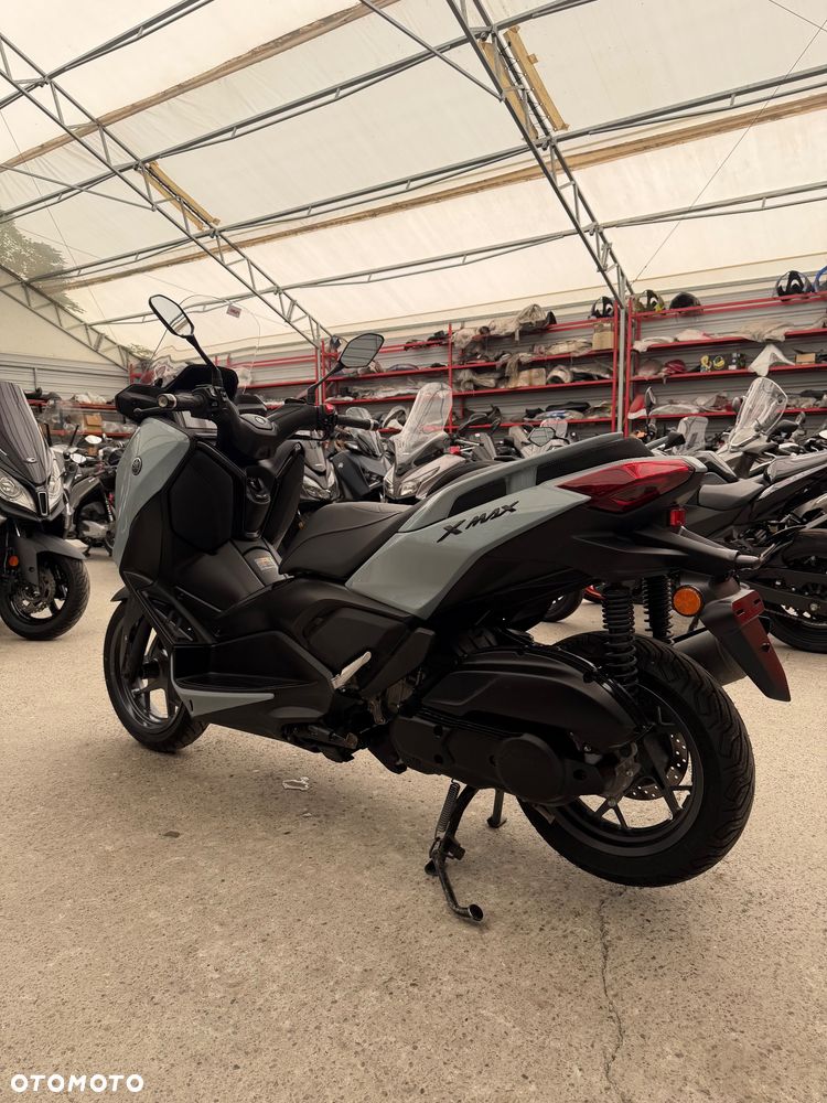 Yamaha X-max - 5