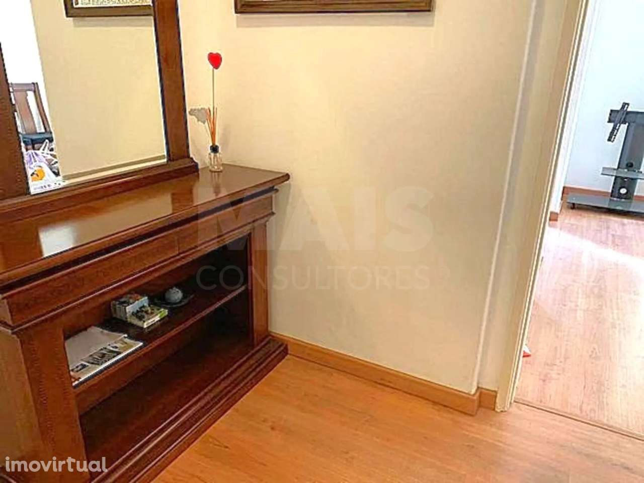 Apartamento T3 (originalmente T4) com 115 m² na Venteira – Amadora - Grande imagem: 3/26