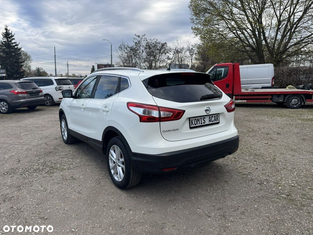 Nissan Qashqai 1.2 DIG-T Xtronic TEKNA - 32