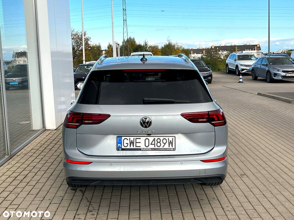 Volkswagen Golf - 5