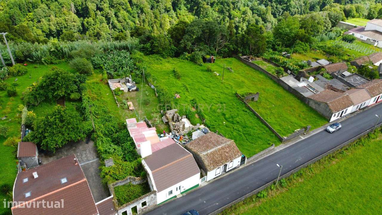 Terreno para Construção com vista para a montanha, perto de comodidade - Grande imagem: 3/16