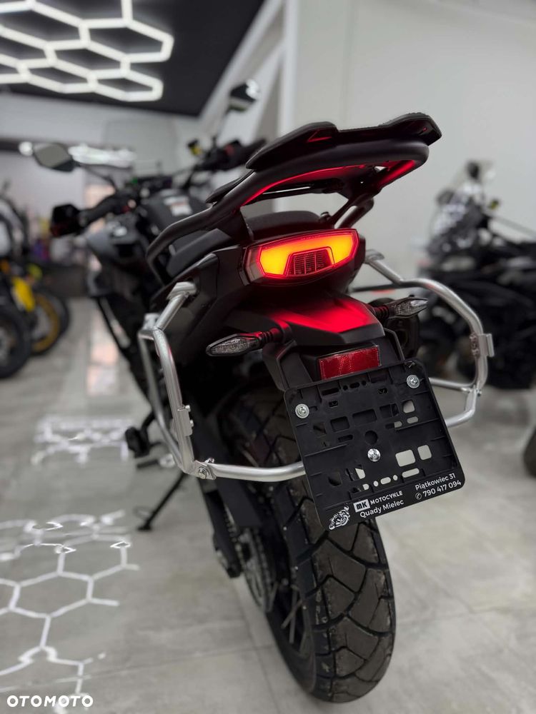 CFMoto MT - 8