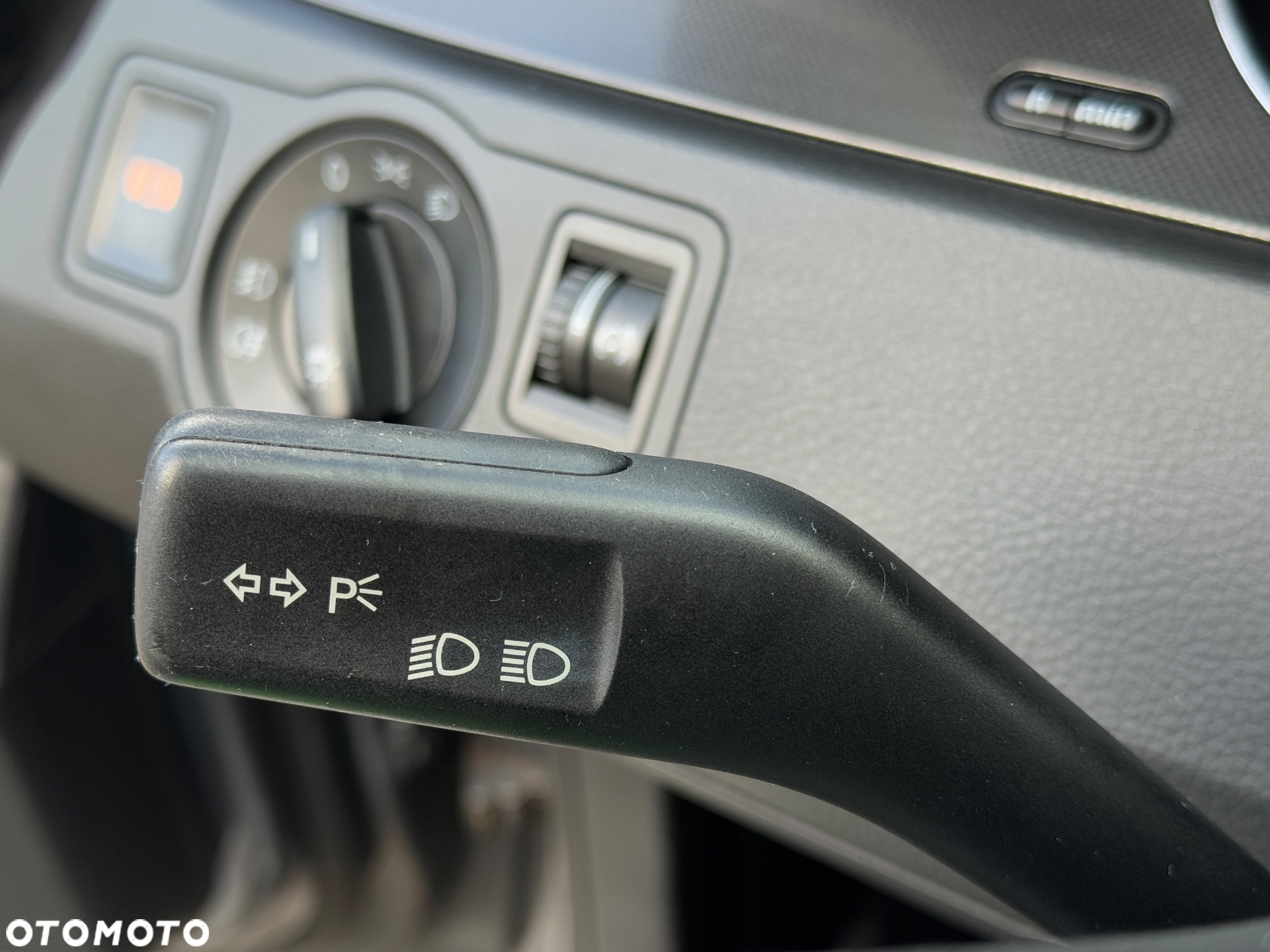 Volkswagen Passat 2.0 TDI Comfortline - 16