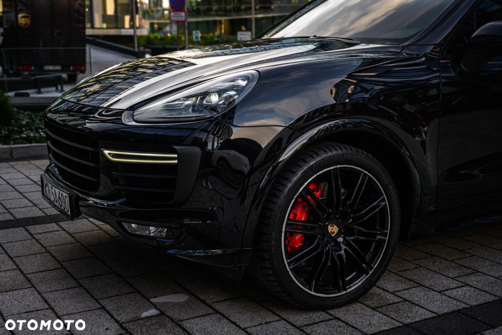 Porsche Cayenne - 11