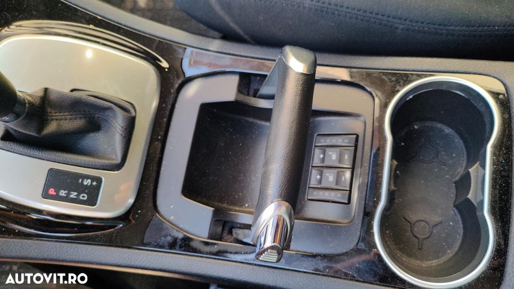 Ford S-Max 2.0 TDCi Powershift Titanium - 12