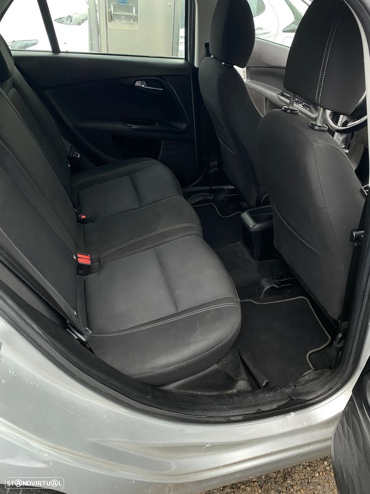 Fiat Tipo Station Wagon 1.3 M-Jet Lounge - 9