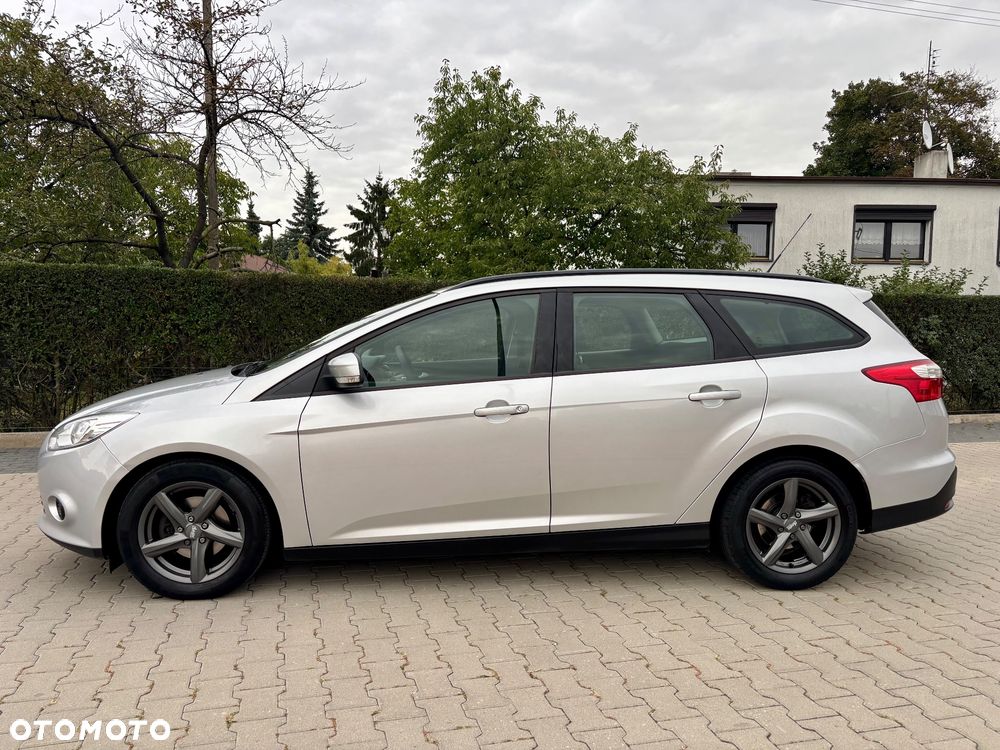 Ford Focus 1.6 TDCi DPF Champions Edition - 12