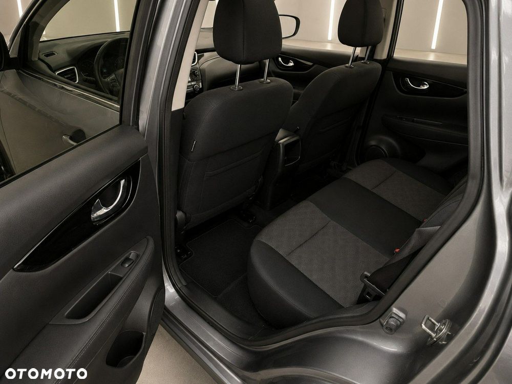 Nissan Qashqai - 12