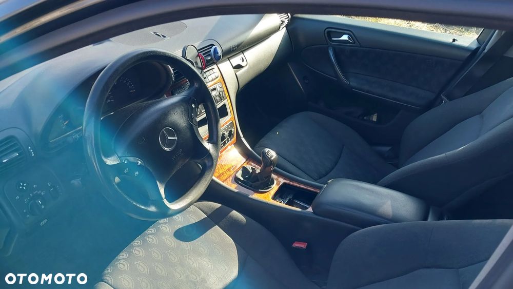 Mercedes-Benz Klasa C 200 Kompressor Avantgarde - 12