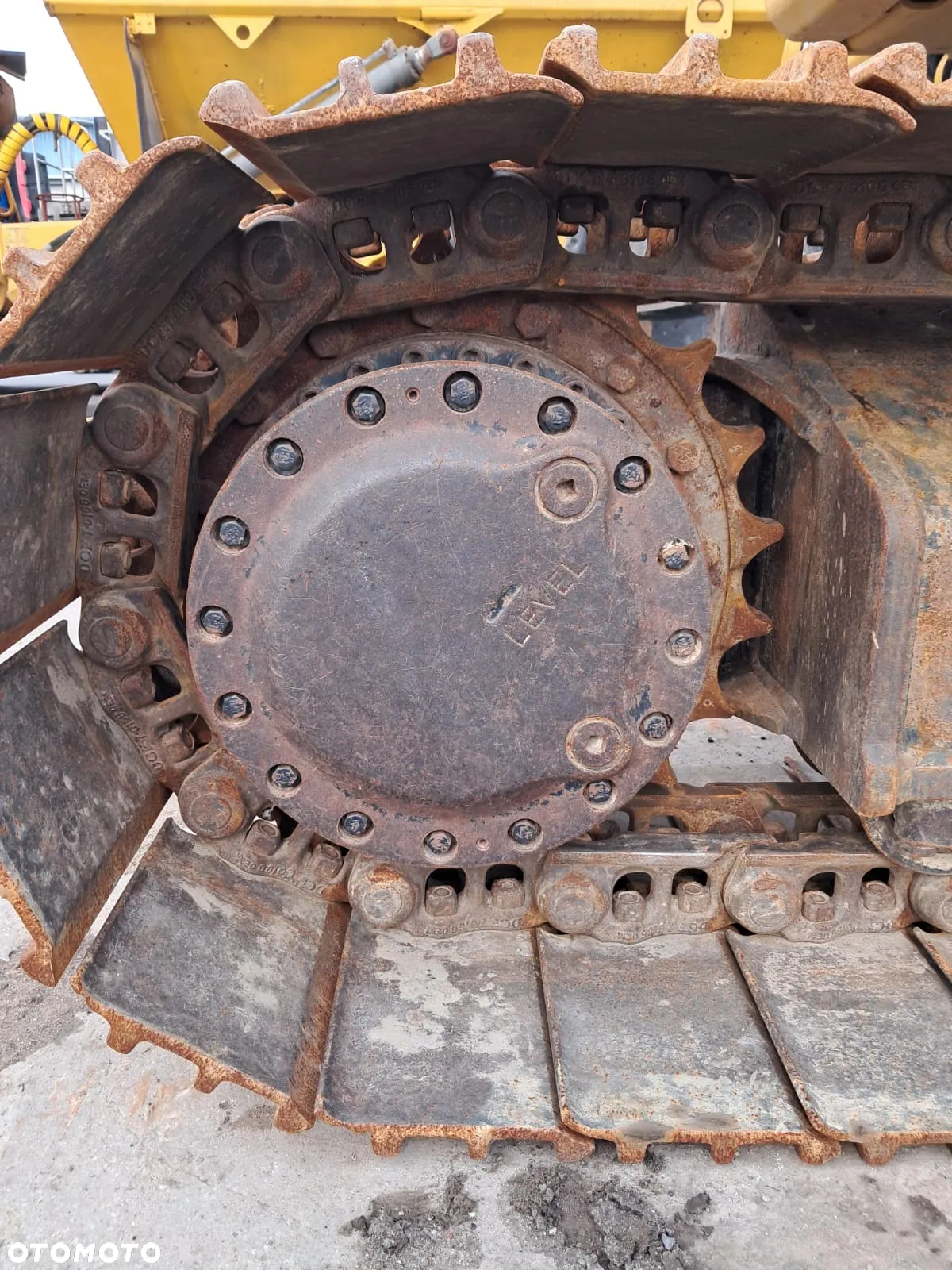 Caterpillar 323 - 6