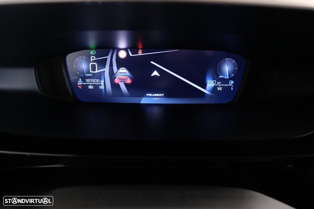 Peugeot 408 1.2 PureTech Allure Pack EAT8 - 15