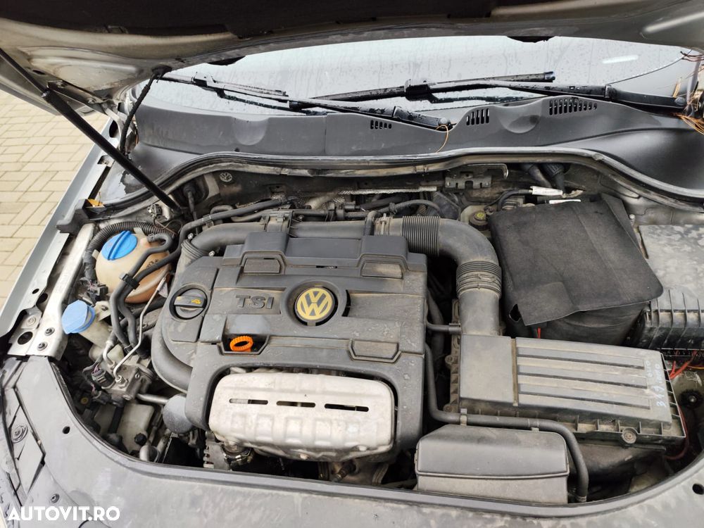 Volkswagen Passat - 9