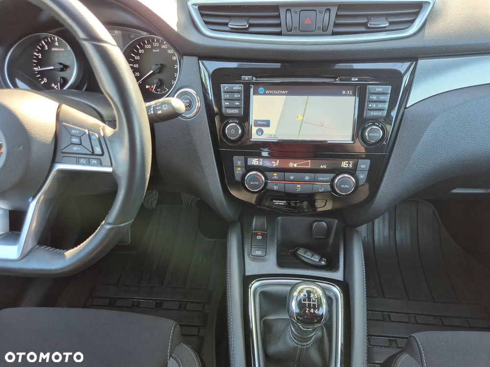 Nissan Qashqai 1.3 DIG-T N-Connecta - 9