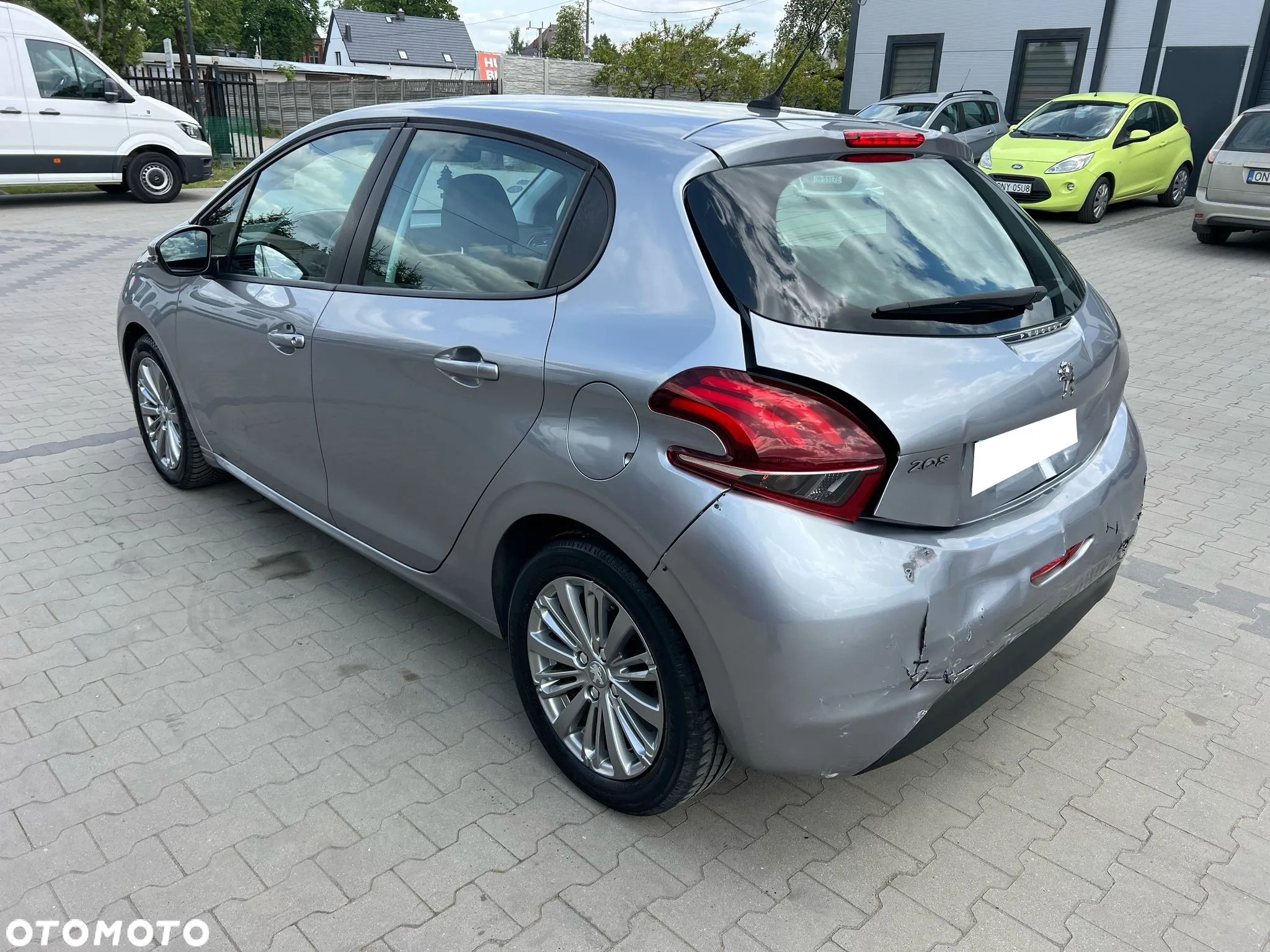 Peugeot 208 1.2 PureTech Style - 3