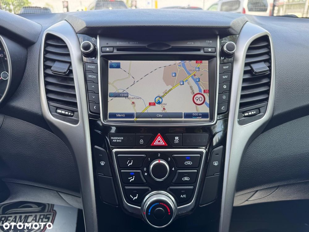 Hyundai i30 - 23
