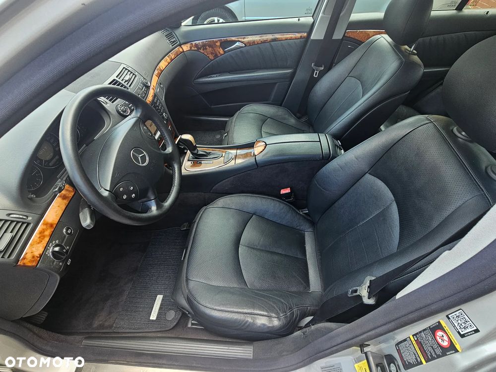 Mercedes-Benz Klasa E 280 CDI Elegance - 16
