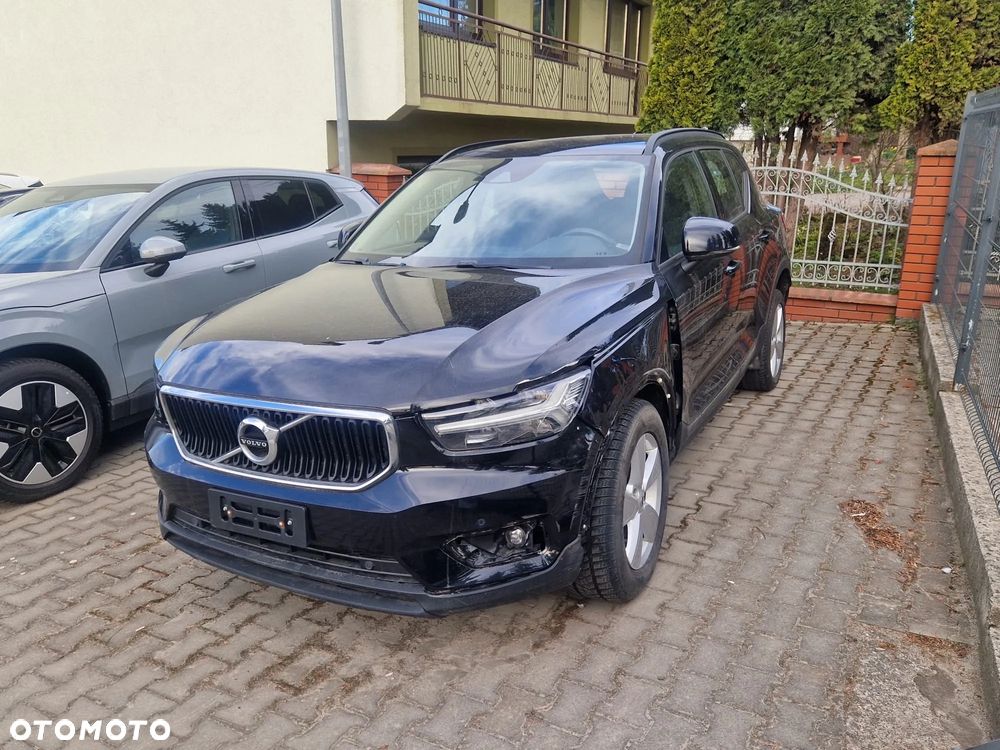 Volvo XC 40 D3 AWD Momentum Pro - 12