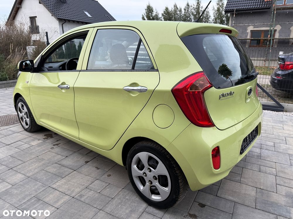 Kia Picanto 1.0 L - 6