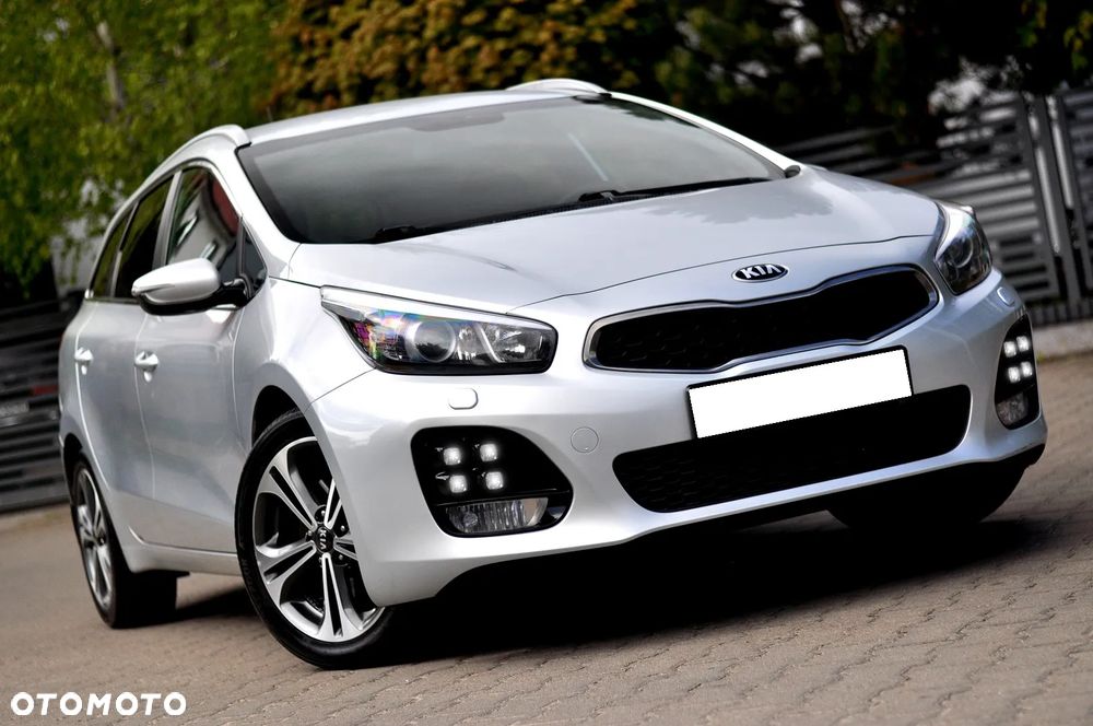 Kia Ceed 1.6 CRDi 136 ISG GT Line - 1