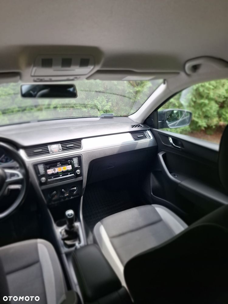 Skoda RAPID Spb 1.2 TSI Ambition - 14