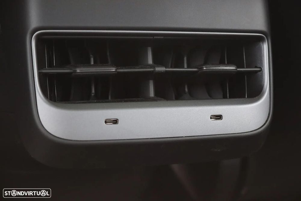 Tesla Model 3 Long-Range Dual Motor AWD - 25