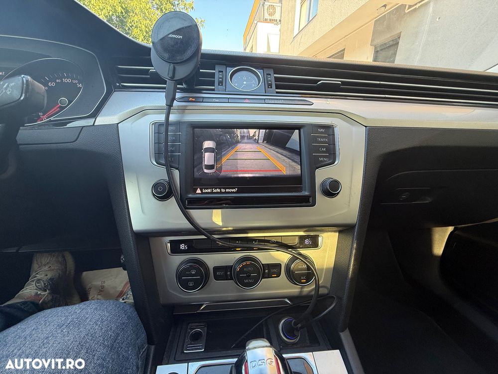 Volkswagen Passat - 10