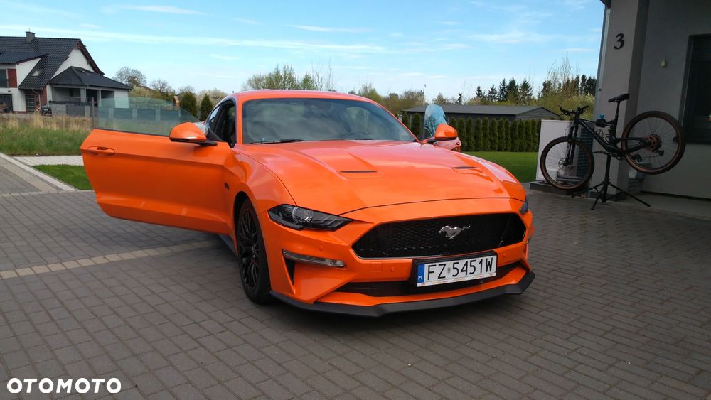 Ford Mustang - 2