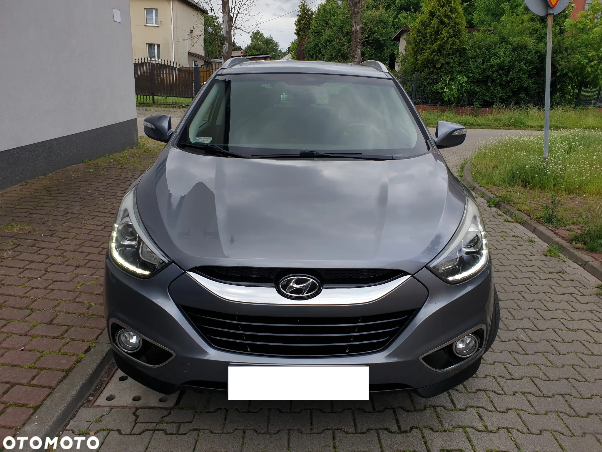 Hyundai ix35 1.7 CRDi 2WD blue Finale Gold - 11