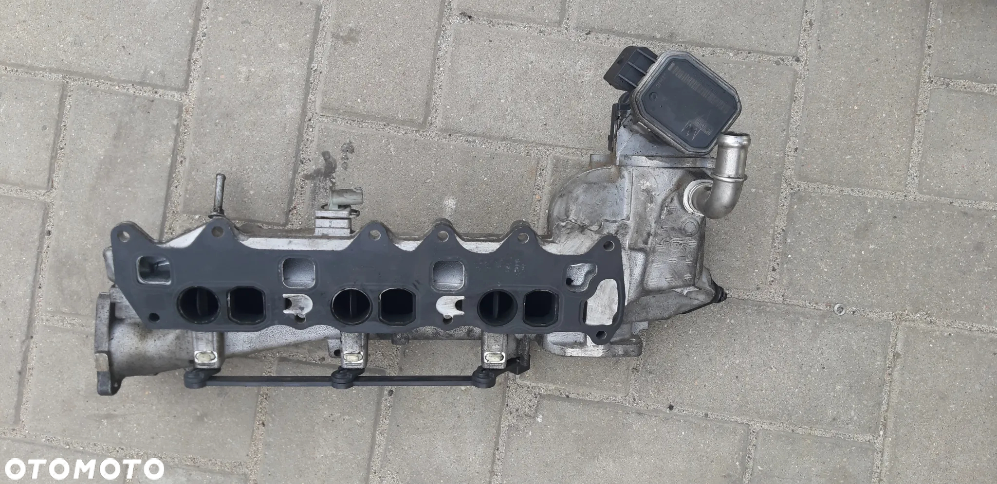 KOLEKTOR SSĄCY EGR 00005320C5 MERCEDES - 3