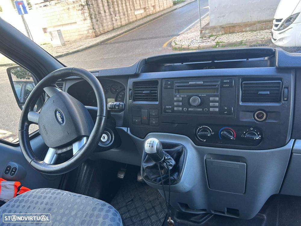 Ford Transit 330L 2.2 TDCi - 16