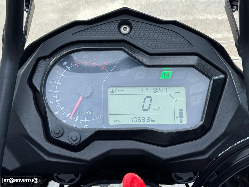 Benelli TRK 502 - 10