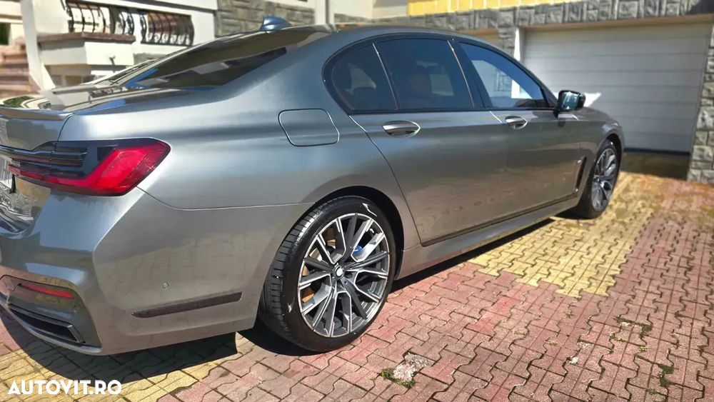 BMW Seria 7 740d xDrive - 2