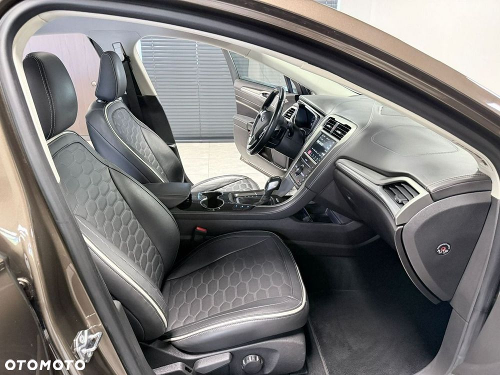Ford Mondeo 2.0 EcoBlue VIGNALE - 28