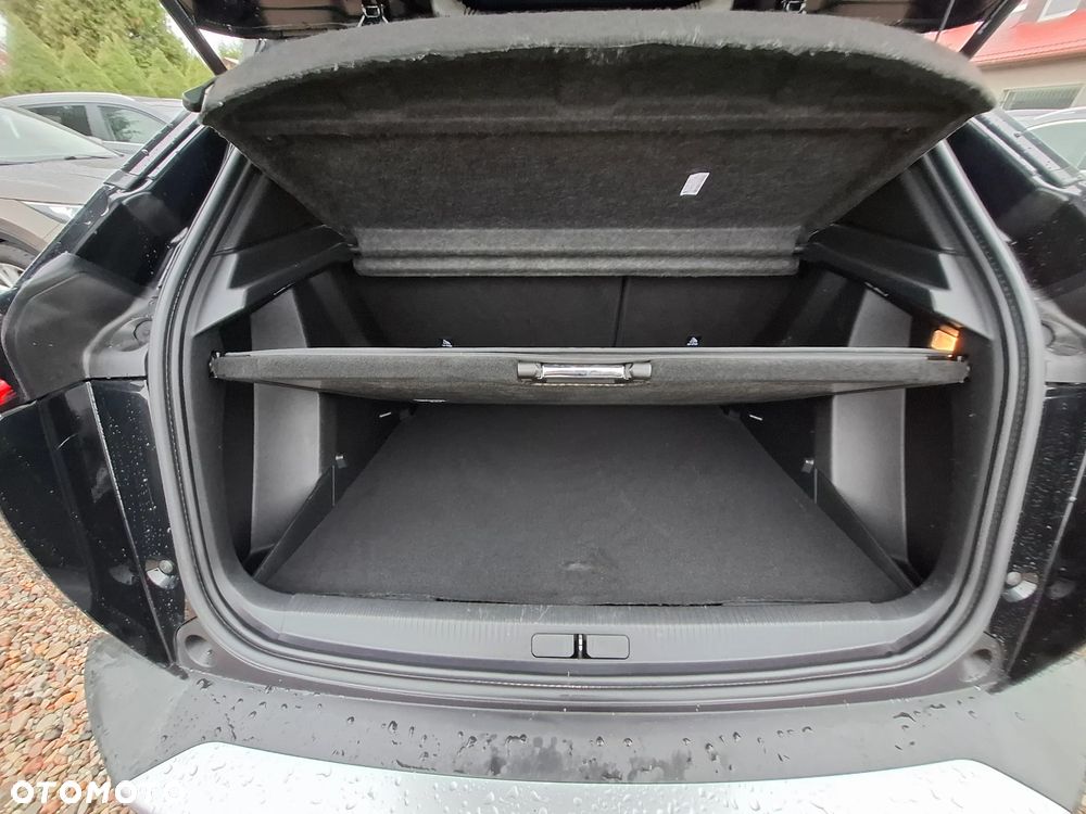 Peugeot 2008 1.5 BlueHDi GT Line S&S EAT8 - 20