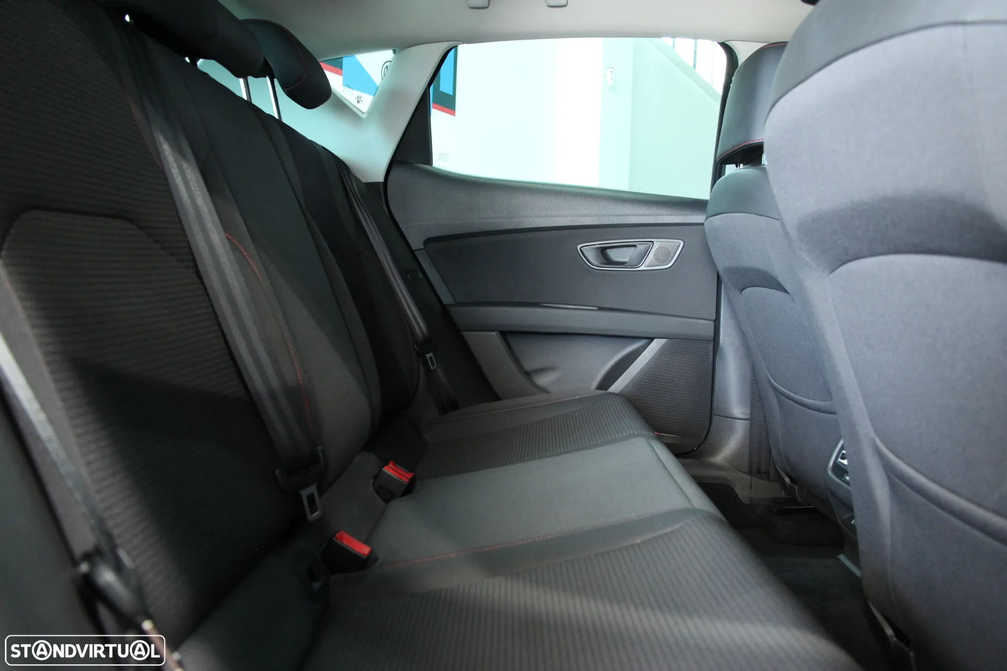 SEAT Leon 1.6 TDI FR S/S - 21