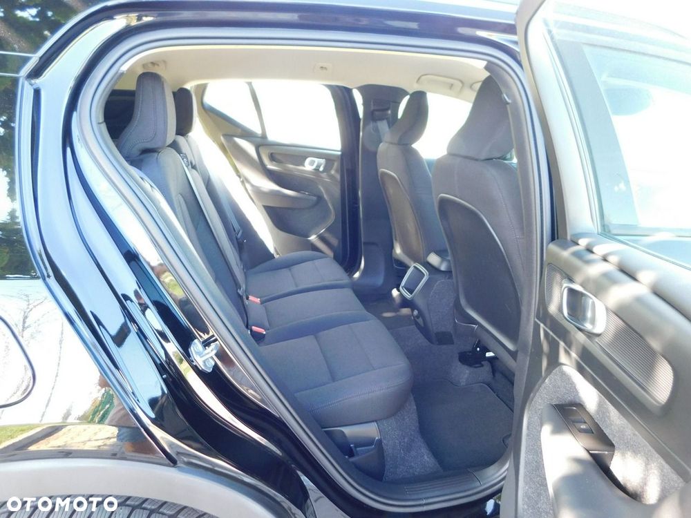Volvo XC 40 - 8