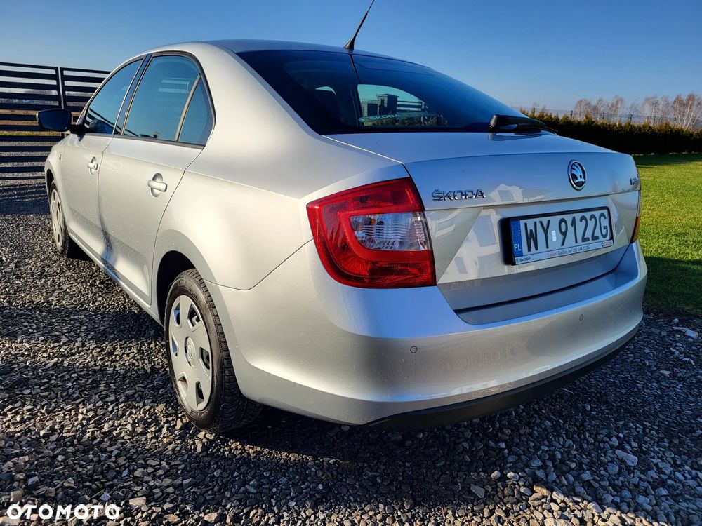 Skoda RAPID Spb 1.6 TDI DPF Ambition Max - 18