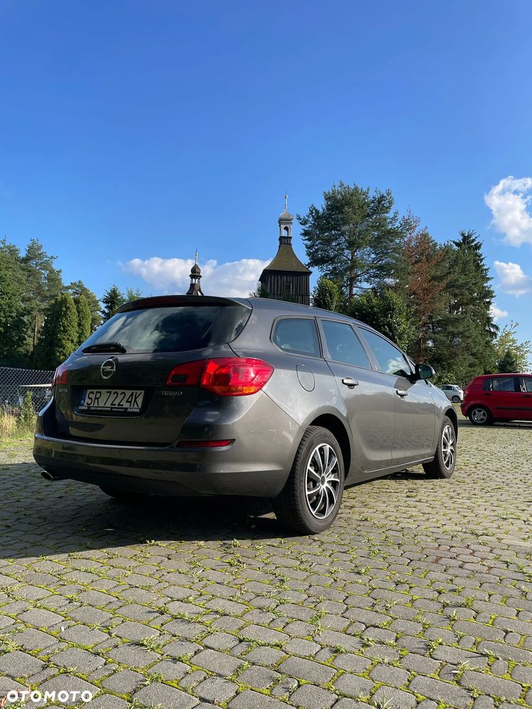 Opel Astra 1.4 T Essentia - 4