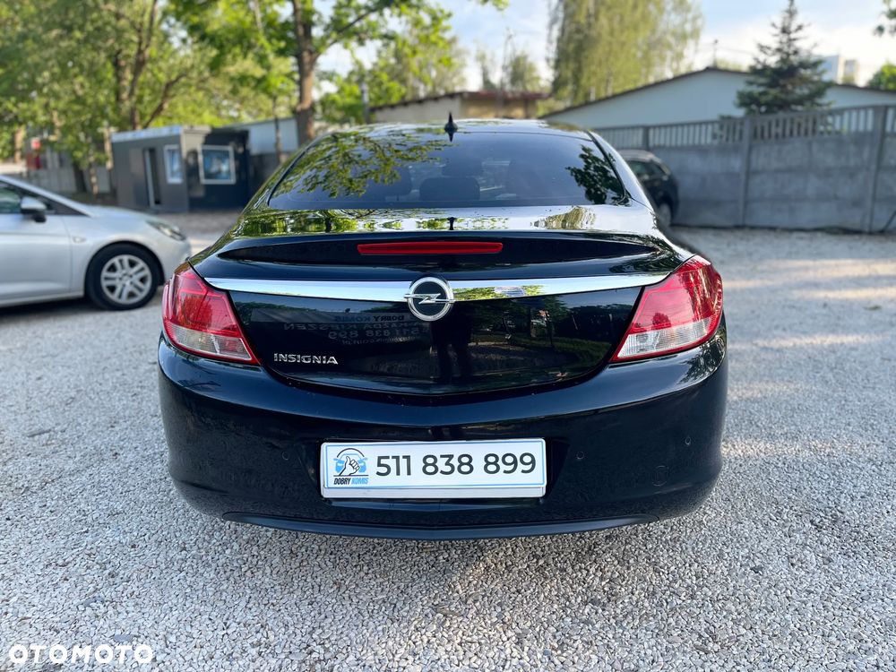Opel Insignia 1.8 - 6