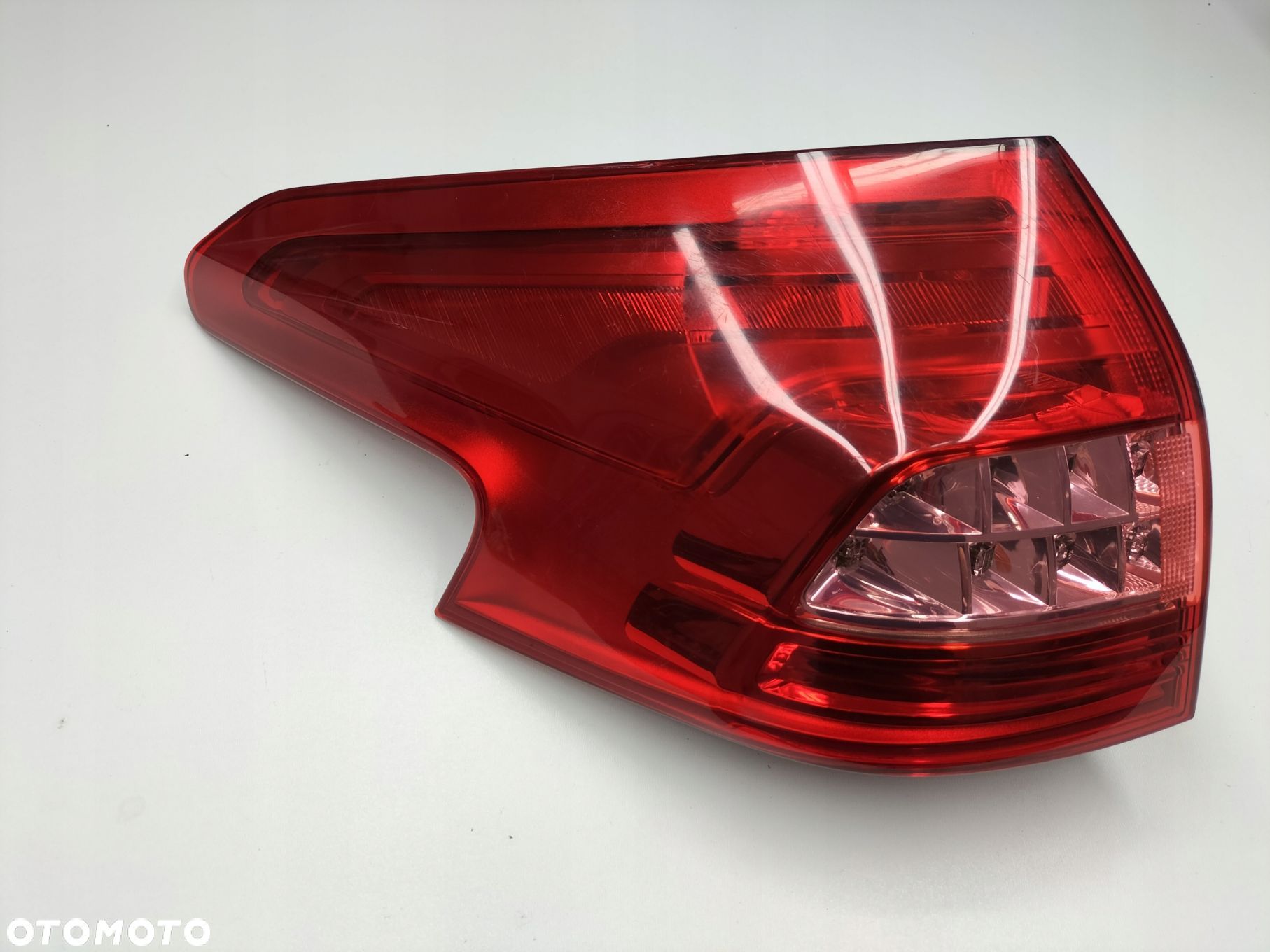 LAMPA TYLNA LEWA CITROEN C5 X7 III LEWY TYŁ KOMBI 2008-2011 - 1