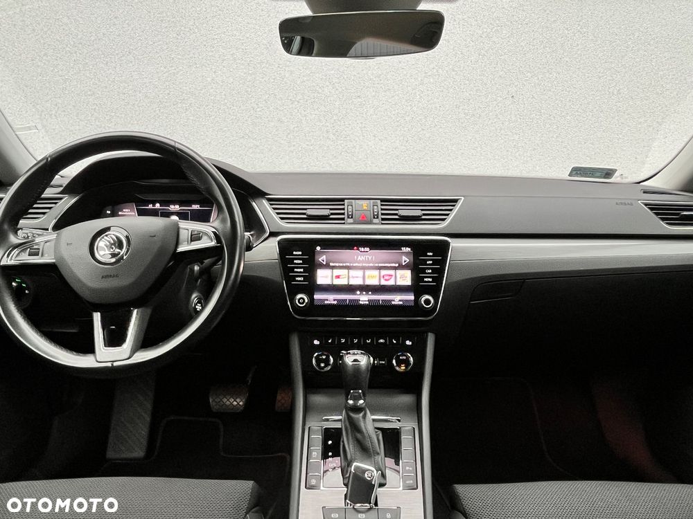 Skoda Superb 2.0 TDI Style DSG - 18