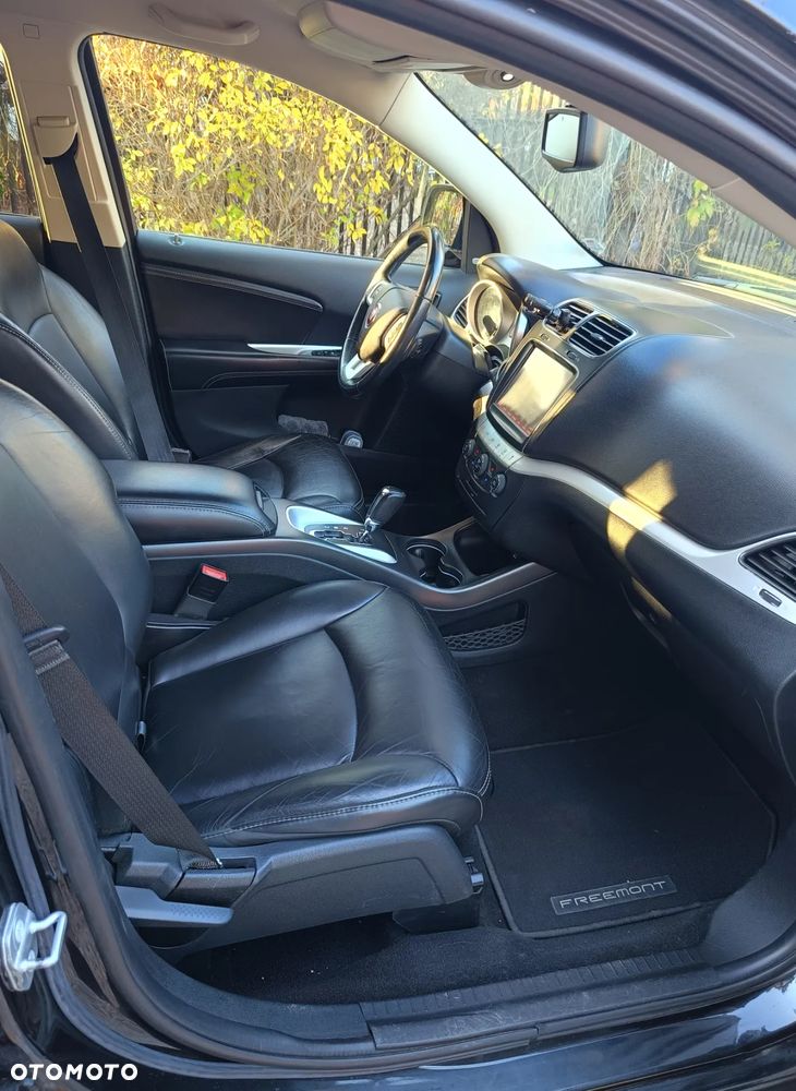 Fiat Freemont 2.0 Multijet 16V DPF Automatik Allrad Black Code - 14