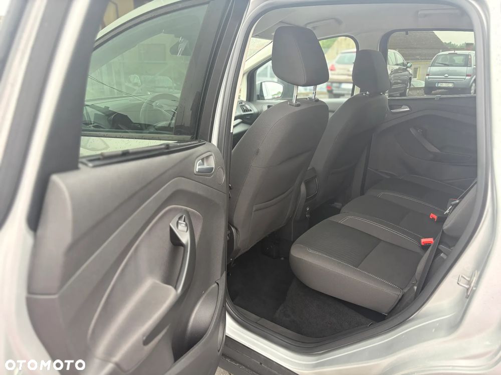 Ford C-MAX - 11