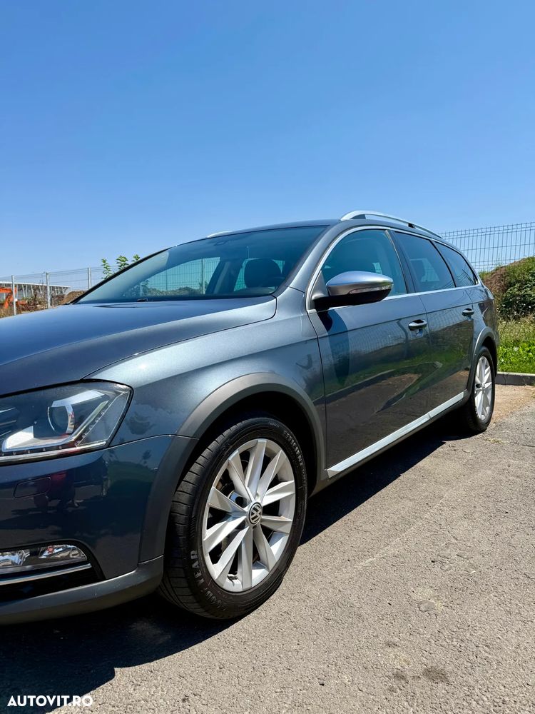 Volkswagen Passat 2.0 TDI Blue TDI DSG Comfortline - 2