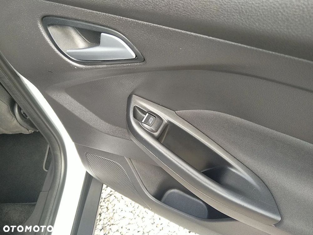Ford Focus 1.0 EcoBoost Titanium - 16