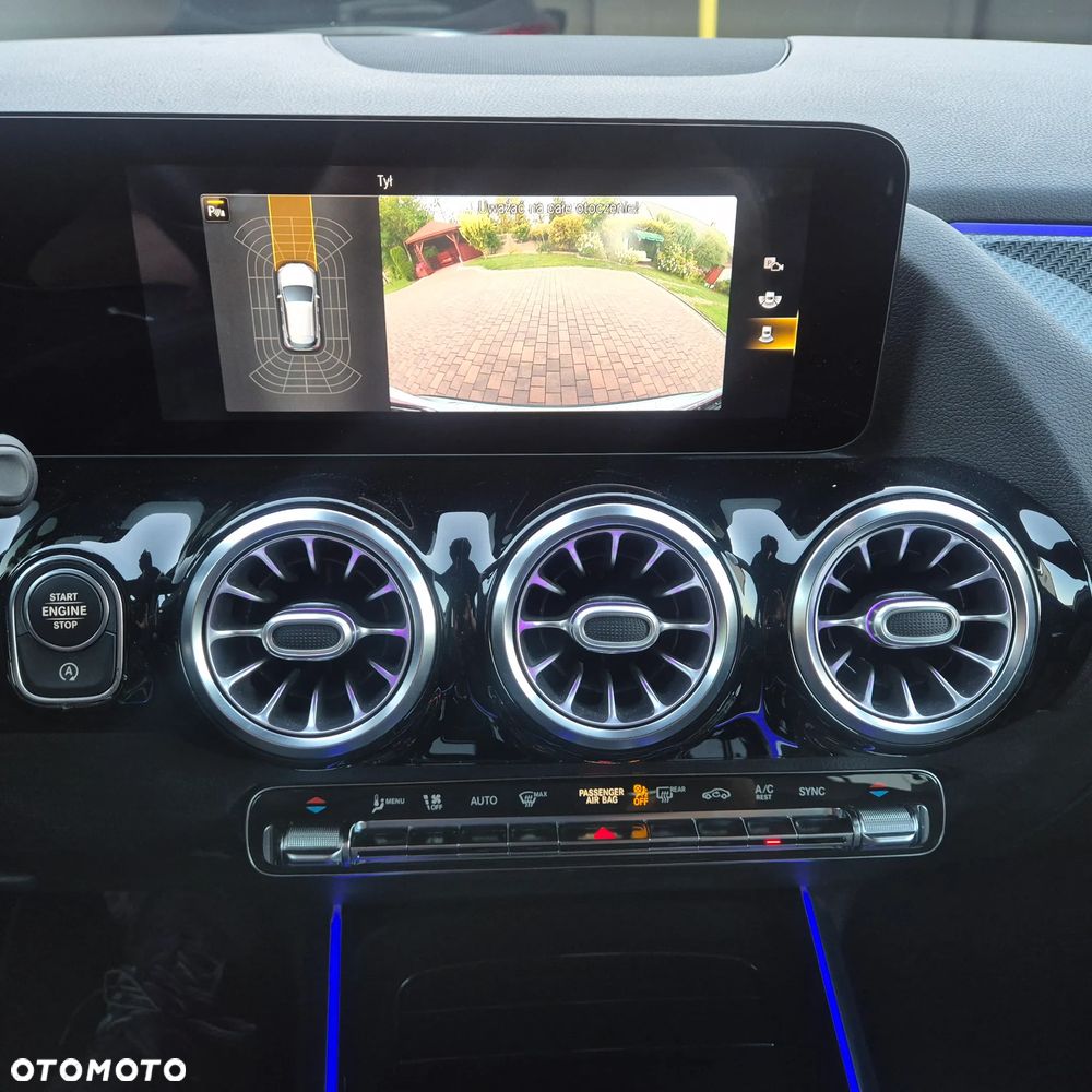 Mercedes-Benz GLA 180 d 8G-DCT AMG Line - 6